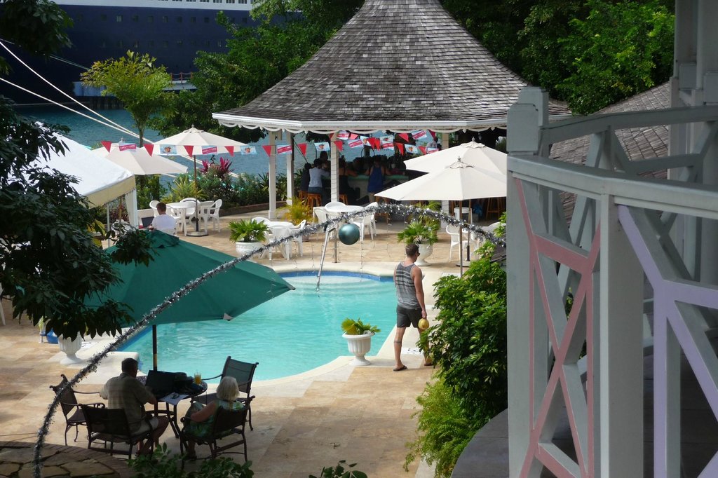 Marybelle's Pub on the Pier