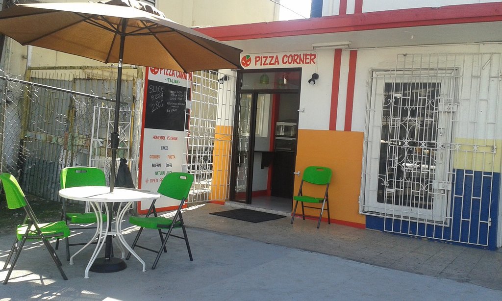 Pizza Corner